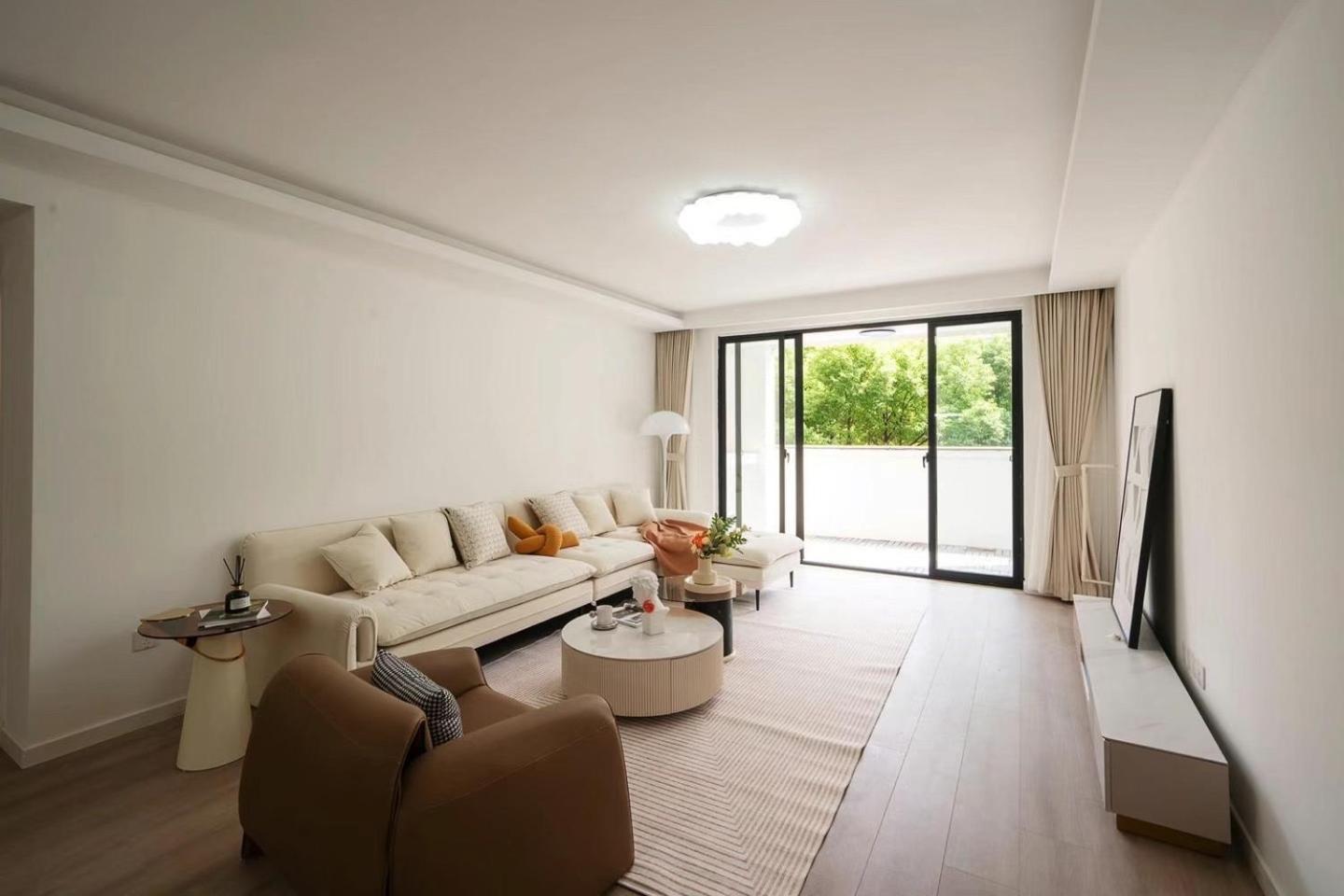 Apartment Eastern Hub - Zhongshan Park Branch Kaixin Haoyuan Subway 100 Meters Away Bustling Commercial Area *