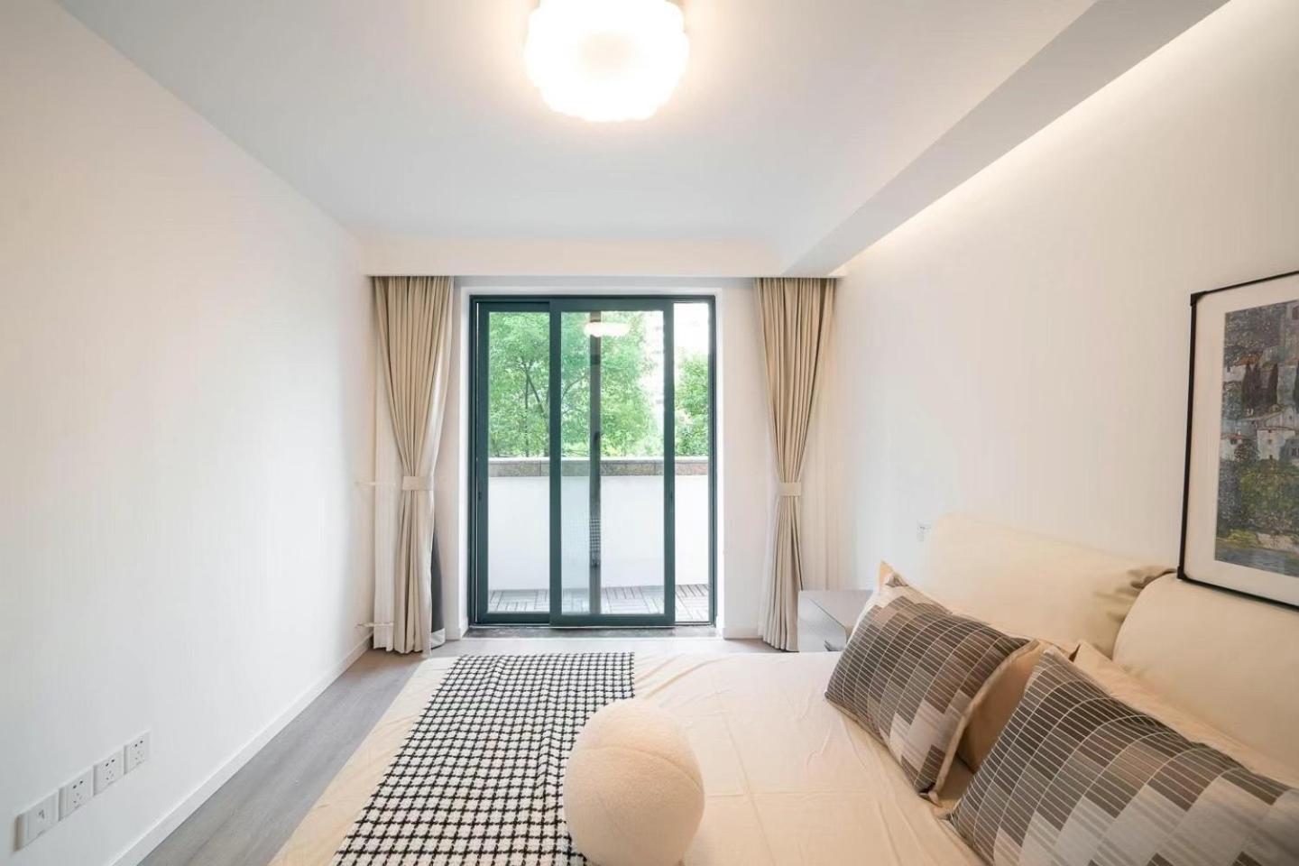 Apartment Eastern Hub - Zhongshan Park Branch Kaixin Haoyuan Subway 100 Meters Away Bustling Commercial Area Shanghai
